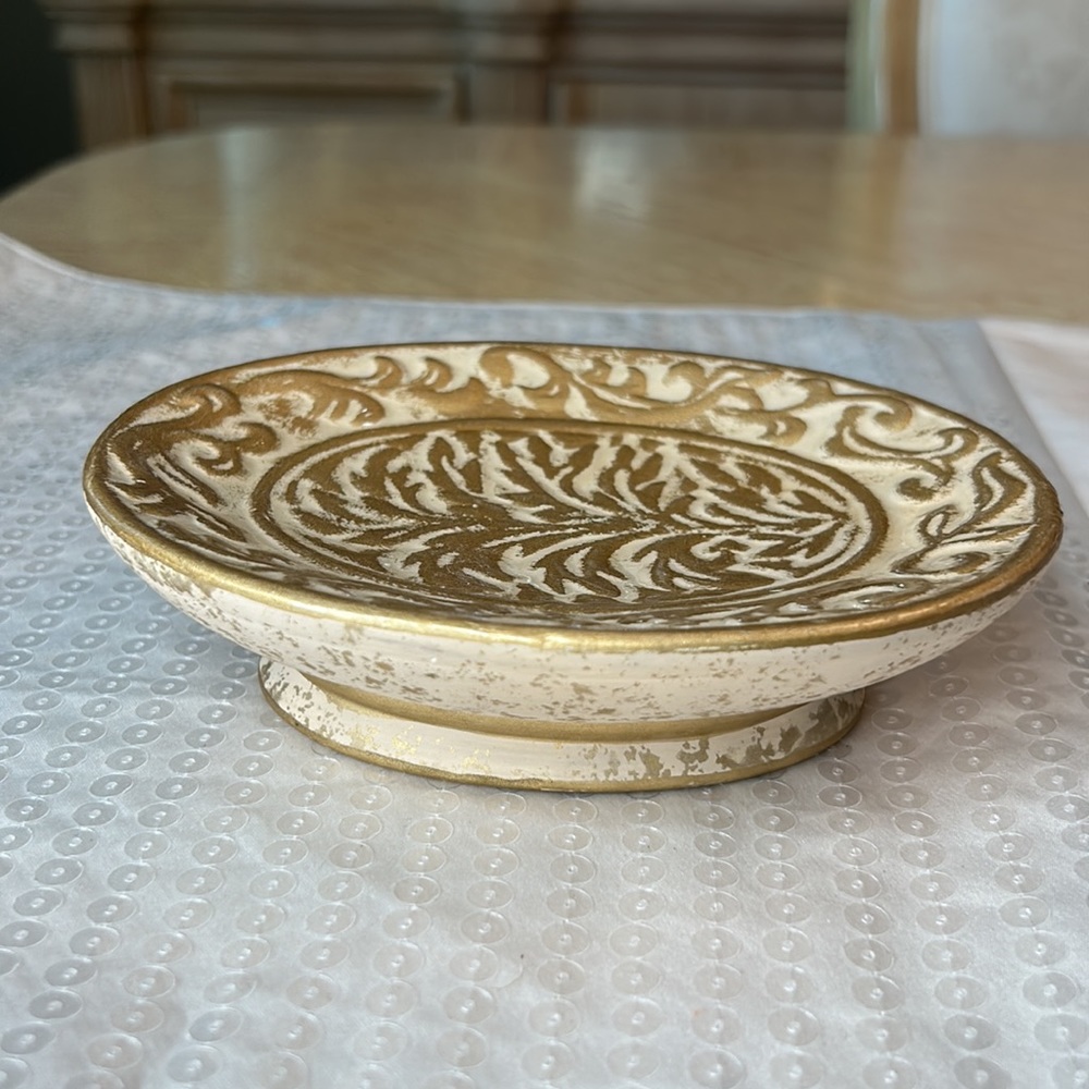Ceramic Soap Dish - Picture 1 of 5
